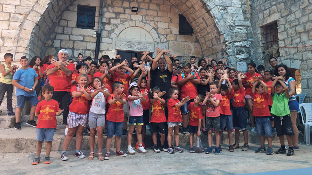Aramäer aus aller Welt beim alljährlichen Sommerlager in Israel