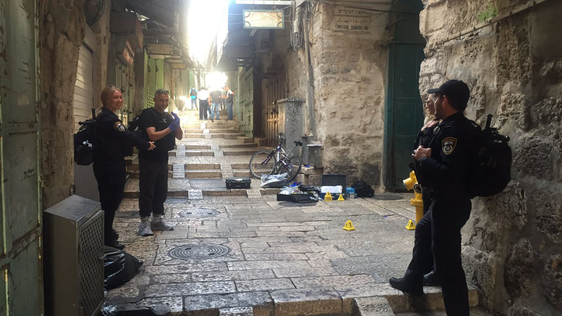Sicherheitskräfte am Tatort: Die israelische Polizei verstärkte am Freitag ihre Präsenz in Jerusalem