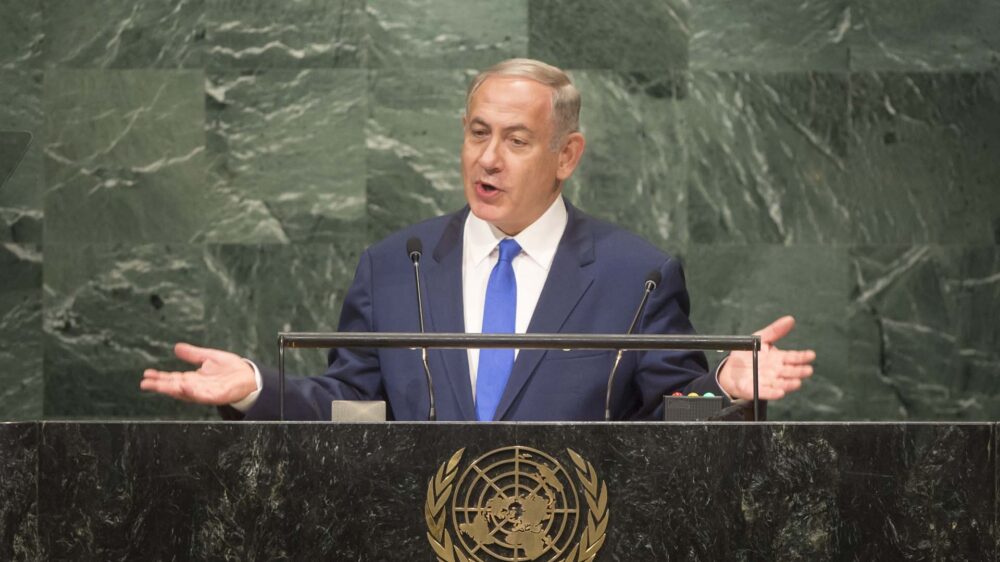 Auch seine rhetorisch gut einstudierten Auftritte vor der UNO-Generalversammlung verhalfen Netanjahu zu Popularität