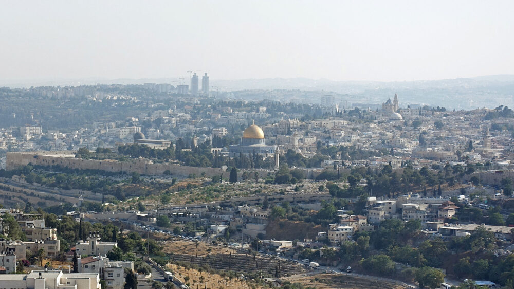 Der Besuch des saudischen Staatsbürgers auf dem Tempelberg und in der Jerusalemer Altstadt stieß nicht bei allen Arabern auf Gegenliebe