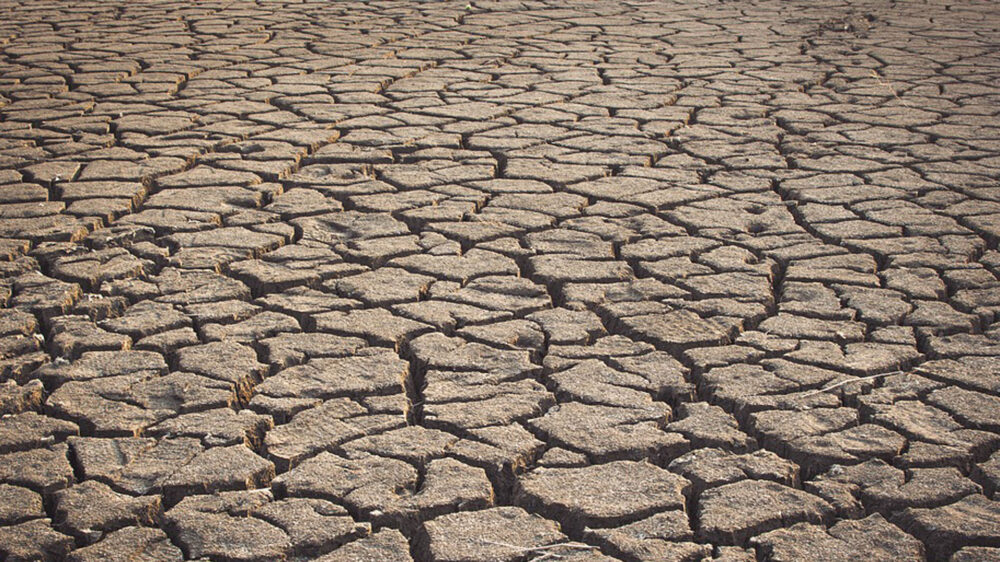 Viele afrikanische Länder leiden immer wieder unter Dürre. Mit einer neuen Technologie aus Israel soll nun Wasser aus Luftfeuchtigkeit gewonnen werden.