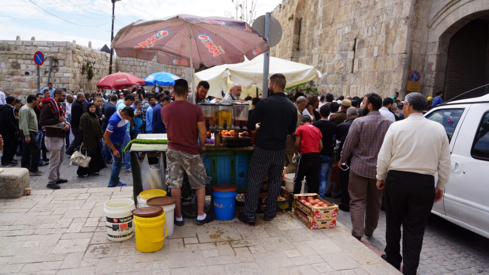 Palästinensern in Jerusalem mit jordanischem Pass steht es frei, die israelische Staatsbürgerschaft anzunehmen – die meisten entscheiden sich allerdings dagegen