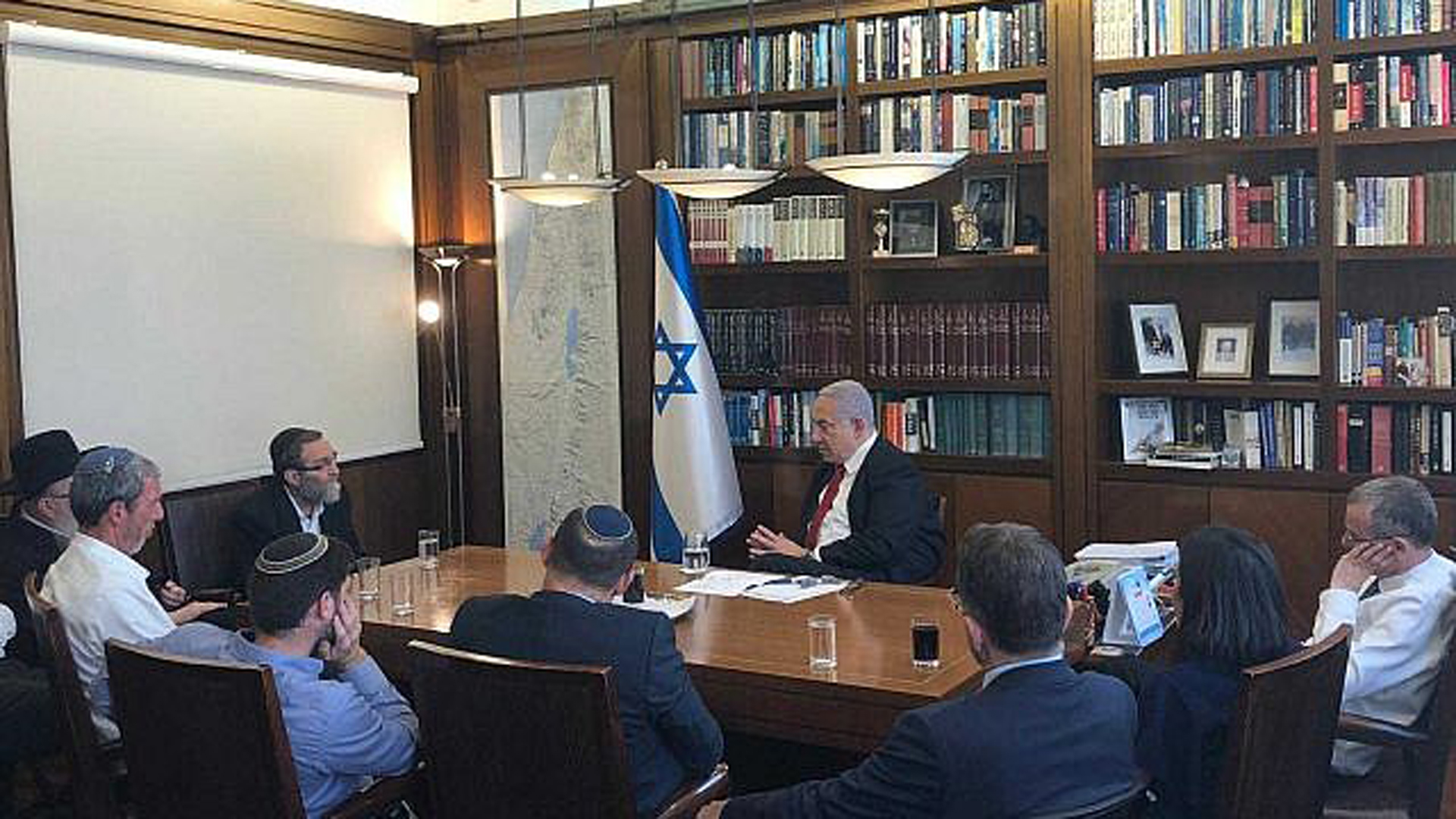 Netanjahu traf sich am Donnerstagmorgen mit den Spitzen der rechts-religiösen und ultra-orthodoxen Listen