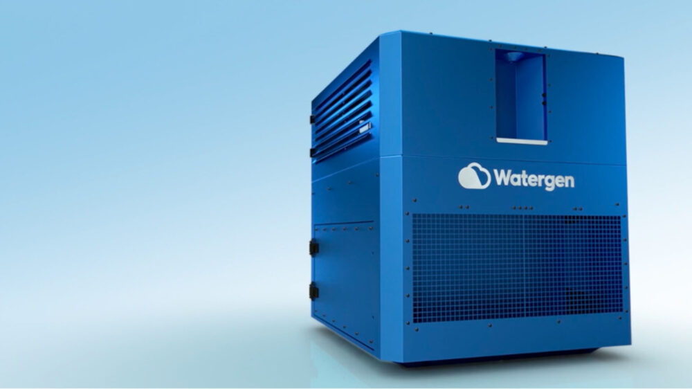Am Wassergenerator „Gen-M“ lässt sich Trinkwasser direkt in Becher oder Flaschen abfüllen