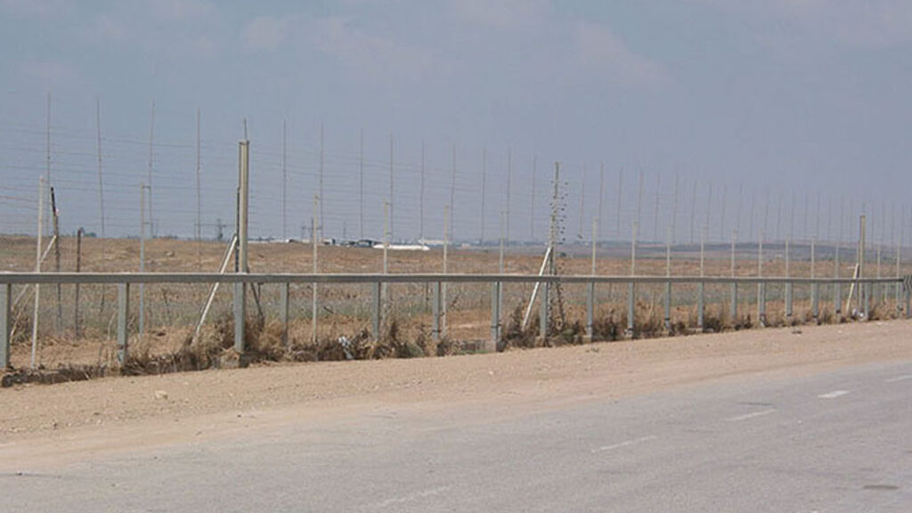 An der Grenze zwischen Israel und dem Gazastreifen kommt es immer wieder zu palästinensischen Angriffen und israelischen Reaktionen