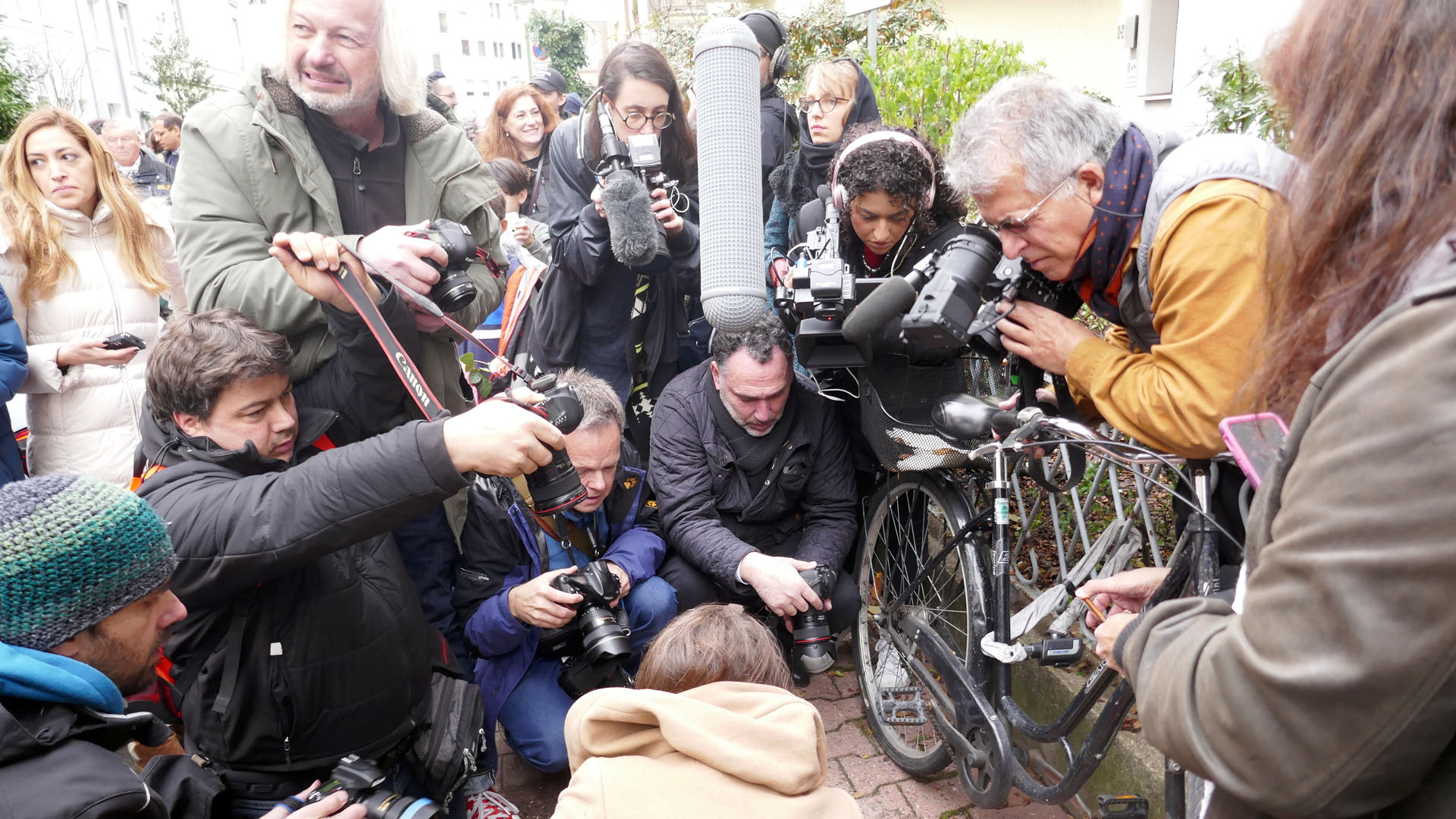 Der Andrang der Journalisten ist groß