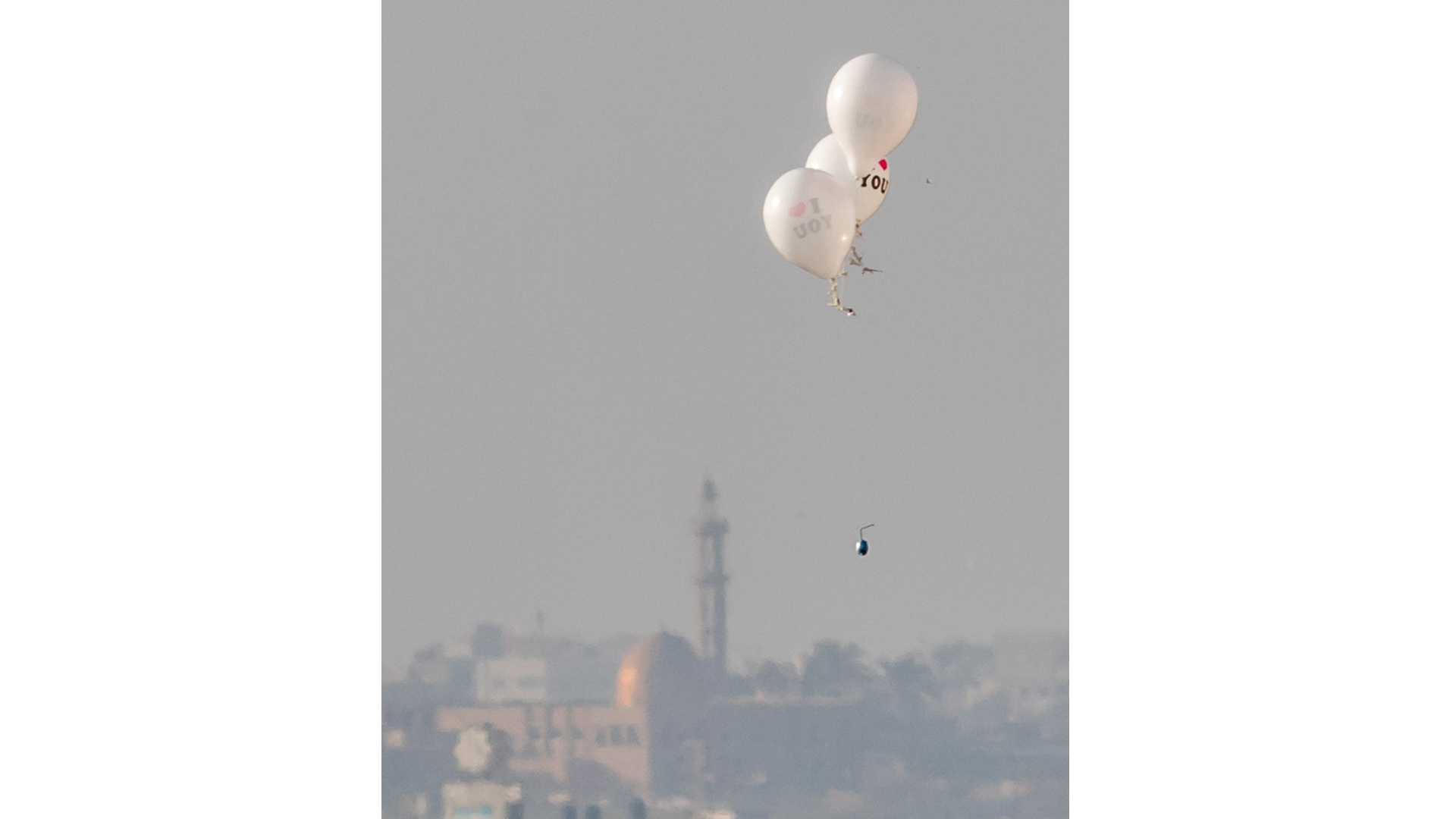 „Sie sind angsteinflößend“: Seit 2018 senden palästinensische Terroristen Brand- und Sprengstoffballons über die Grenze.