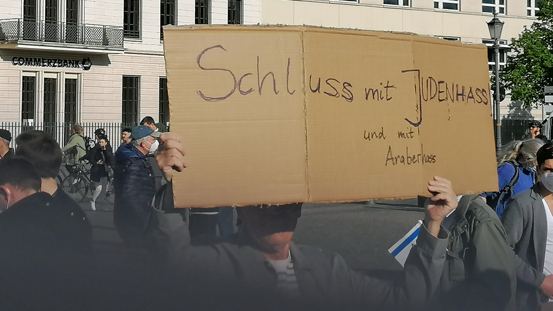 Die Forderung der Demonstranten: „Kein Judenhass