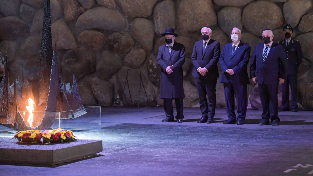 Rivlin und Steinmeier bei der gemeinsamen Veranstaltung in der Gedenkstätte Yad Vashem