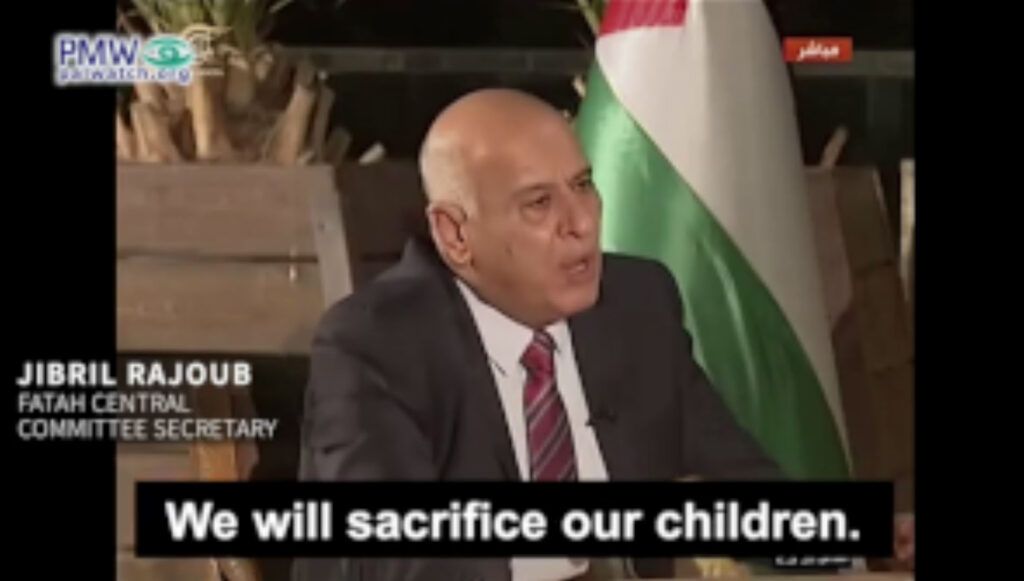 Infolge der Abraham-Abkommen zwischen arabischen Staaten und Israel drohte der Fatah-Funktionär Dschibril Radschub im Oktober: „Wir werden Kinder opfern“