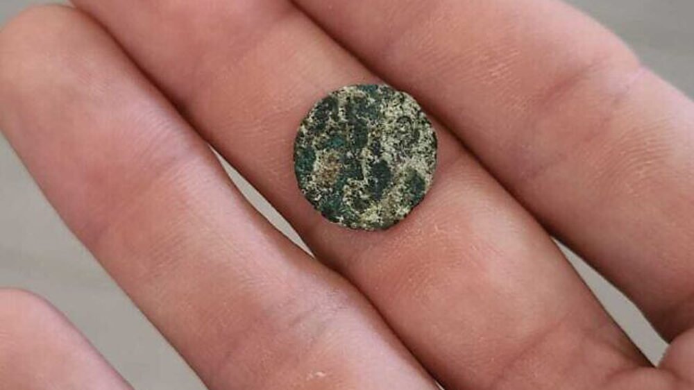 Die Altertumsbehörde wird die antike Münze genauer untersuchen