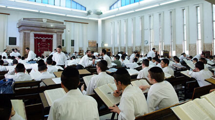 Die Regierung will verhindern, dass Ultra-Orthodoxe durch ausgedehnte Tora-Studien dem Armeedienst entgehen