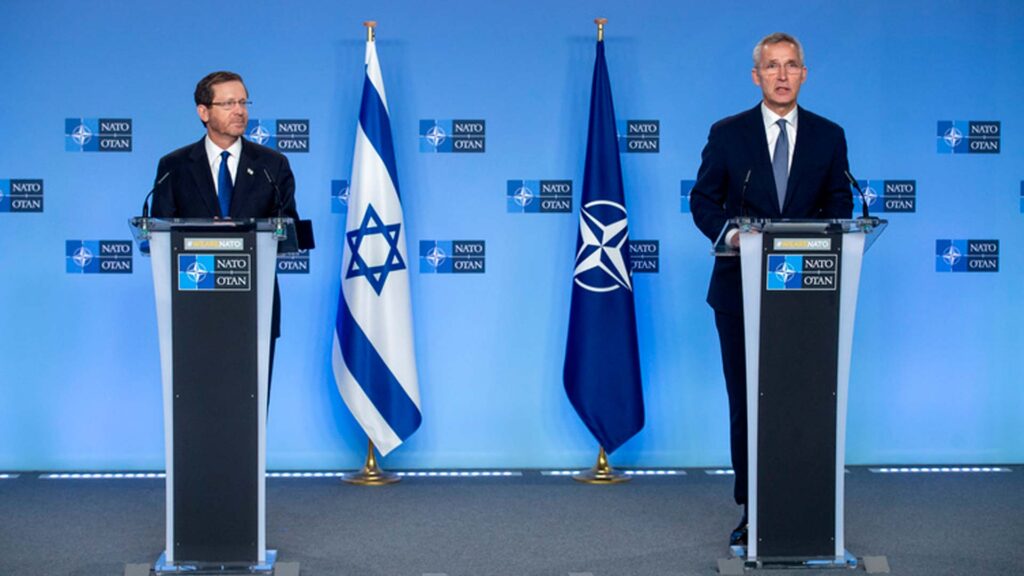 NATO-Generalsekretär Stoltenberg begrüßt den israelischen Präsidenten Herzog in Brüssel