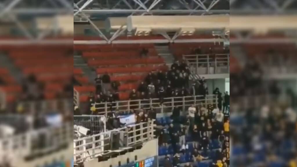 Beim Spiel AEK Athen gegen Hapoel Jerusalem wurden israelische Fans angegriffen