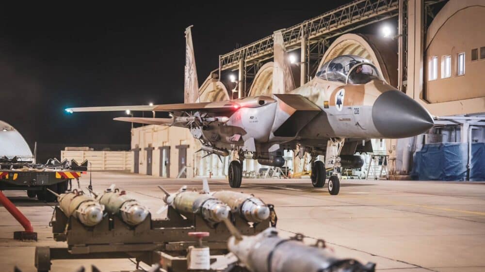 Die Luftwaffe griff in der Nacht zum Freitag Terrorziele im Gazastreifen und im Libanon an
