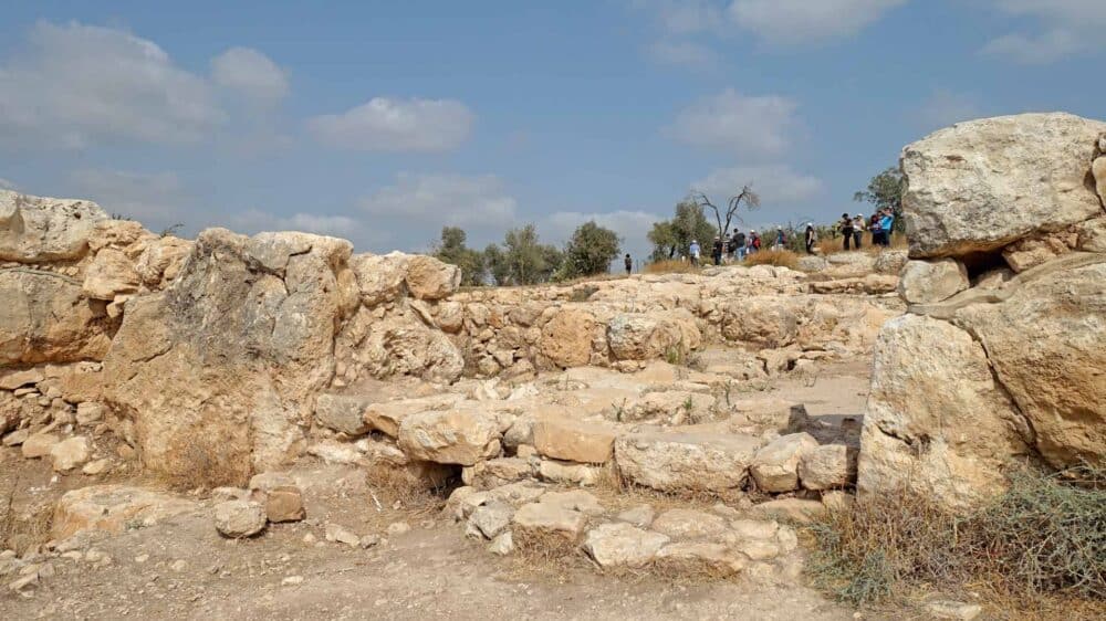 Die Überreste der Burg Elah sind ein spannendes Feld für die Archäologie in Israel