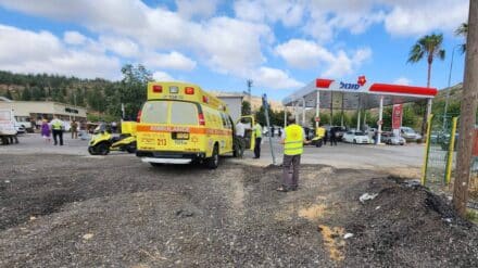 Nach dem Terroranschlag bei Eli sind auch Rettungskräfte vor Ort