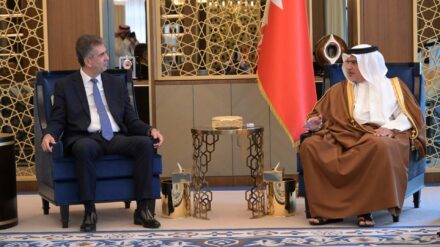 Der israelische Außenminister Cohen kam mit seinem bahrainischen Amtskollegen Al-Chalifa in Manama zusammen