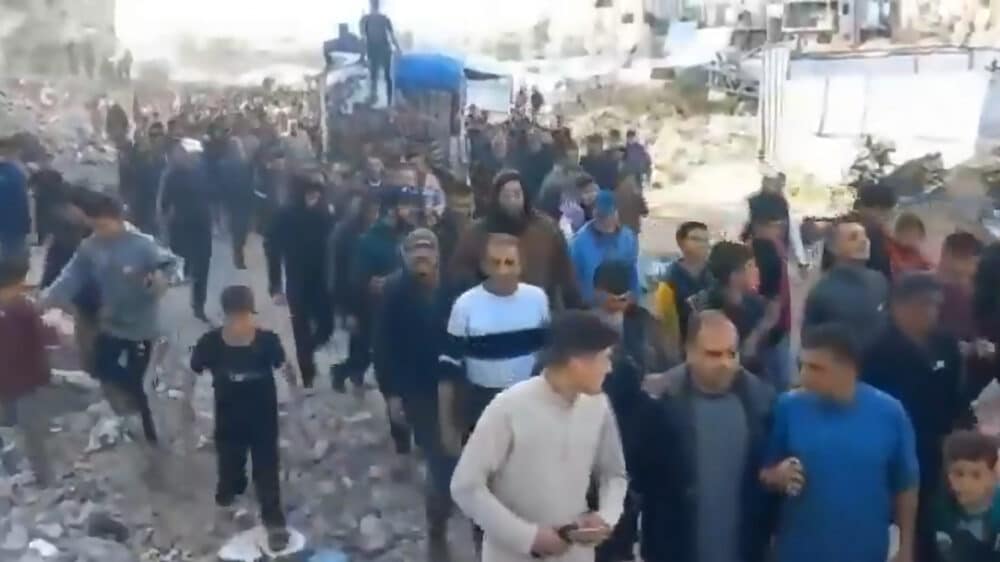 Menschenstrom: Im Gazastreifen protestierten zahlreiche Palästinenser gegen die Hamas