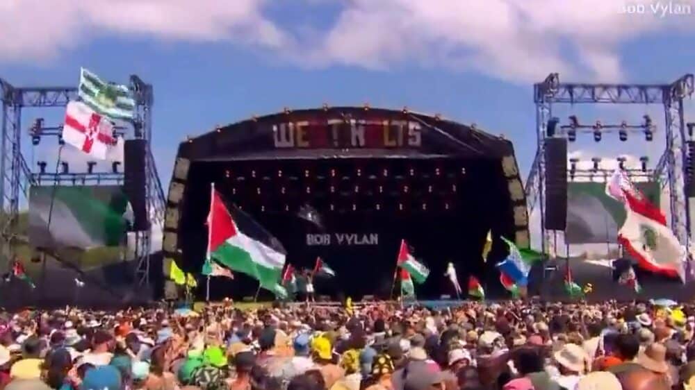 Bei dem Konzert von Bob Vylan wünschte das Publikum israelischen Soldaten den Tod