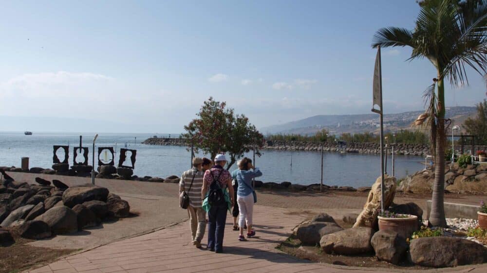 Touristen am See Genezareth Tourismus