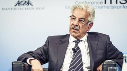 Bezeichnete Israel als „Fluch für die Menschheit“ : der pakistanische Verteidigungsminister Asif (Archivbild)