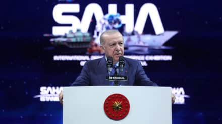 Der türkische Präsident Erdogan schwärmte bei der Rüstungsmesse Saha im Mai von den militärischen Fortschritten seines Landes