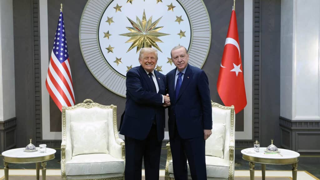 Verstehen sich prächtig: Trump (l.) und Erdogan beim NATO-Gipfel