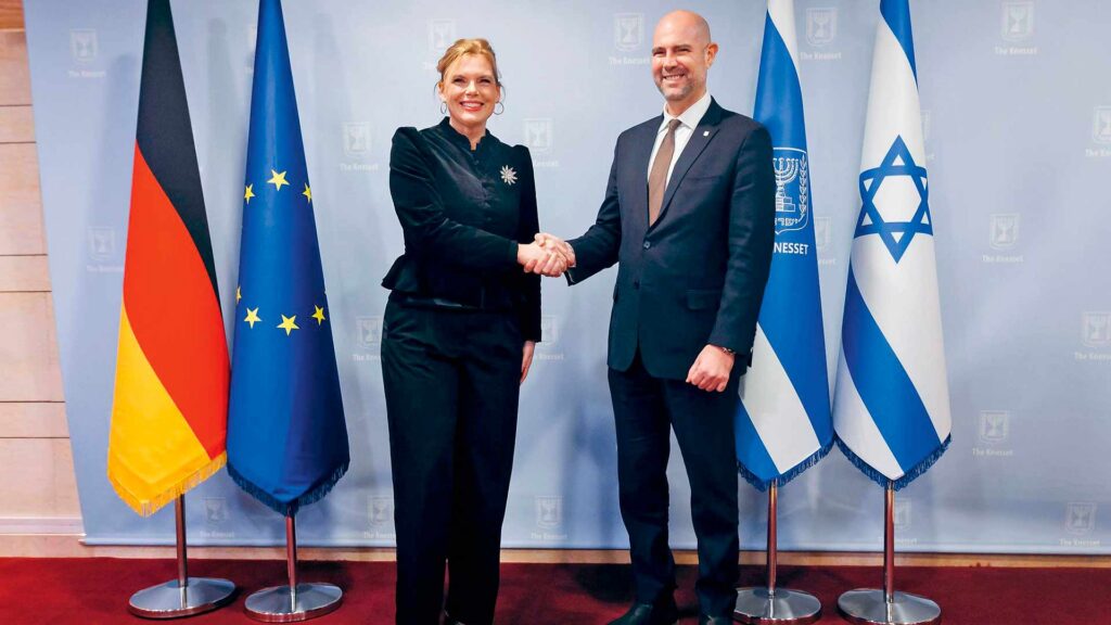 Bundestagspräsidentin Klöckner bekundete bei einem Besuch im Februar gegenüber Knessetsprecher Ochana ihre Solidarität mit Israel