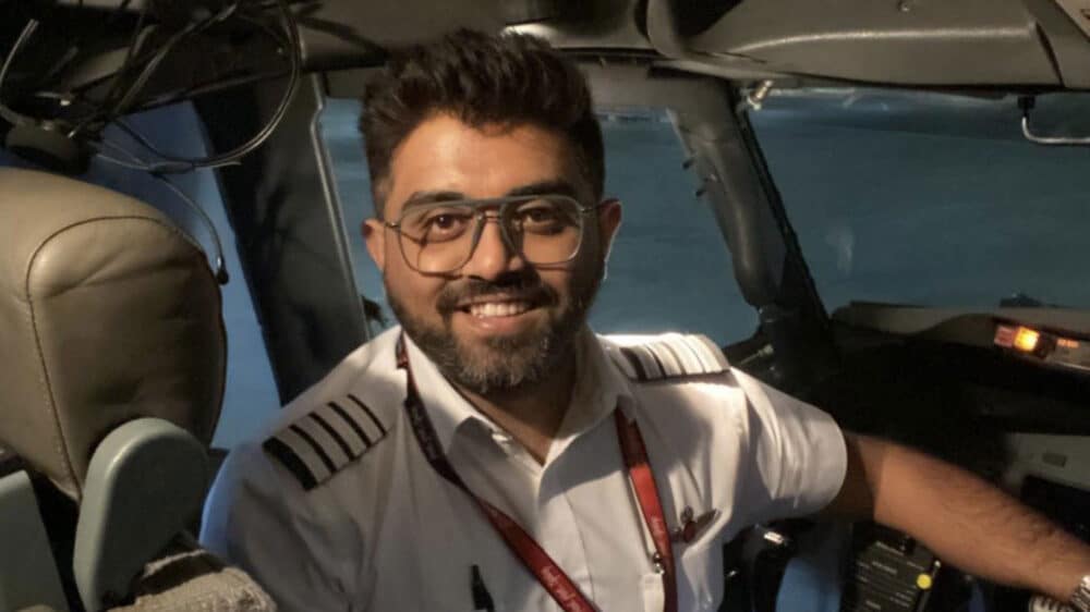 Heldenhafter Pilot: Der Inder Smit Machchhar verhinderte mit seinem Kampf gegen einen Terroristen im Cockpit eine Katastrophe